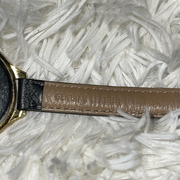 MICHAEL KORS RUNWAY LEATHER DOUBLE WRAP STUD WATCH - Picture 9 of 11